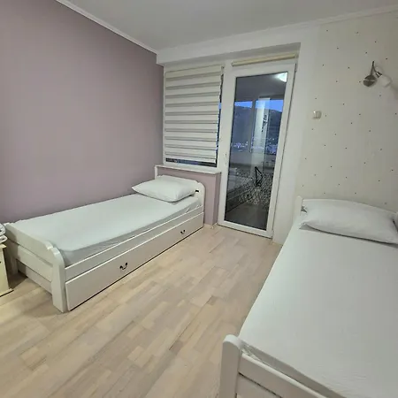 Dvosoban Stan U Centru Mostara موستار